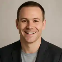 Editorial portrait of James McAllister from Brisbane, Australia, contributing an honest Neospin Casino review. Gambling is entertainment, not income.